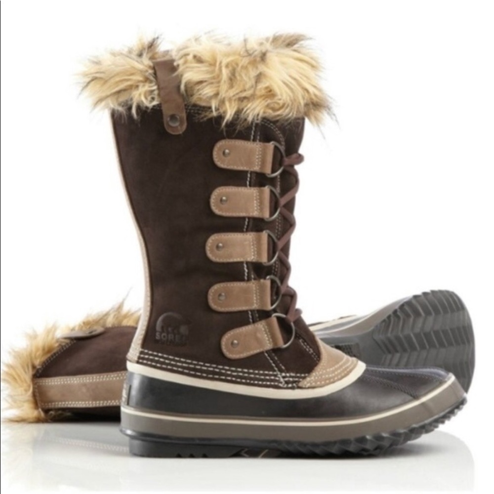 WOMEN'S JOAN OF ARCTIC BOOT
